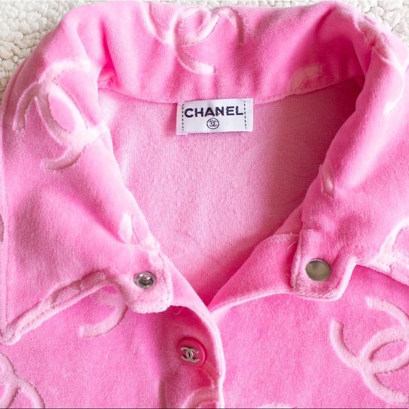 Iconic Chanel Vintage Spring 1996 Pink Velour Top - Picture 15 of 15